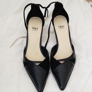 Black  ankle strapped heal